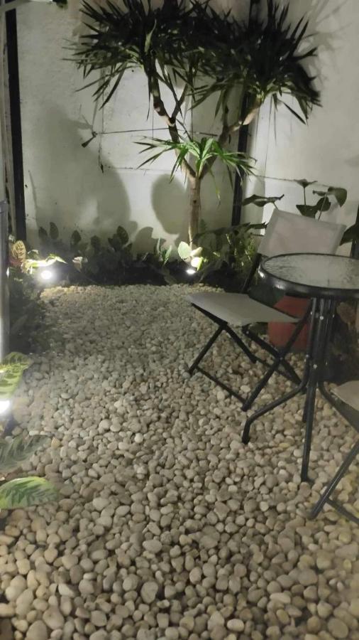 Aurora Suites Pasay Exteriör bild